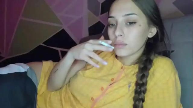 Image 3 of school_and_sex17 Stream on Chaturbate on 16 months ago