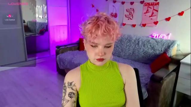Image 8 of school_love Stream on Chaturbate on 24 days ago