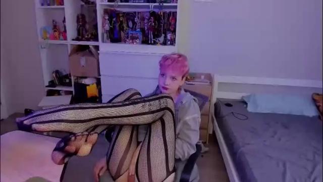 Image 10 of school_love Stream on Chaturbate on 8 days ago