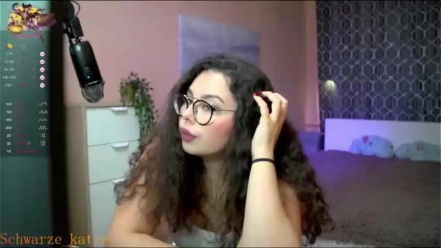 Image 6 of schwarze_katze Stream on Chaturbate on 20 months ago