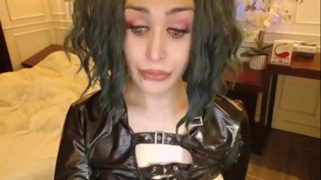 Image 4 of screendoll Stream on Chaturbate on 6 months ago