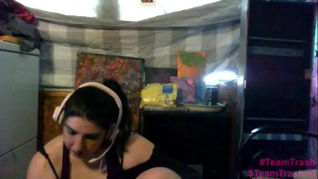 Image 2 of scumbagsmith Stream on Chaturbate on 3 months ago