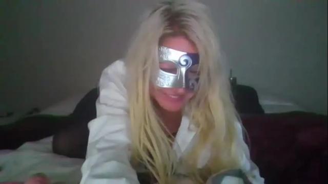 Image 3 of sdbeachfreaks Stream on Chaturbate on 2 months ago