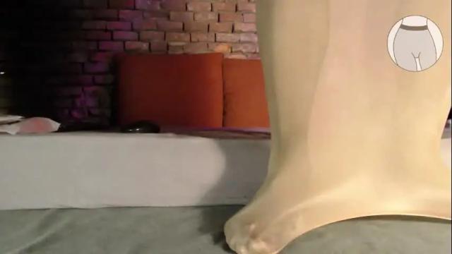 Image 4 of seamlessly Stream on Chaturbate on 18 days ago