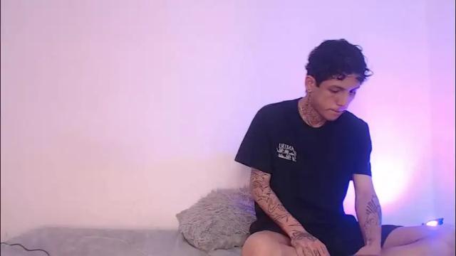 Image 12 of sebas_and_mila Stream on Chaturbate on 26 days ago