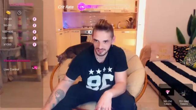 Image 3 of secret_sir Stream on Chaturbate on 19 months ago