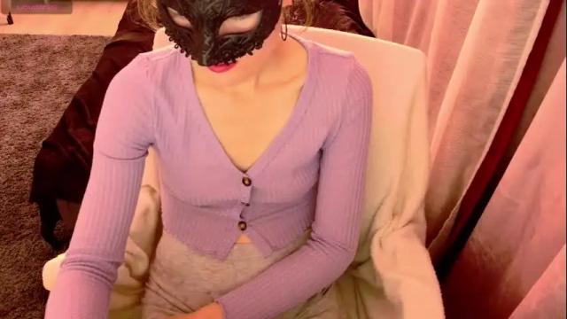 Image 2 of secretanni Stream on Chaturbate on 4 days ago