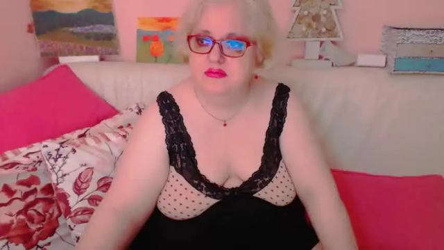Image 11 of secretloverbbw Stream on Chaturbate on 14 months ago