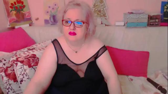 Image 2 of secretloverbbw Stream on Chaturbate on 1 month ago