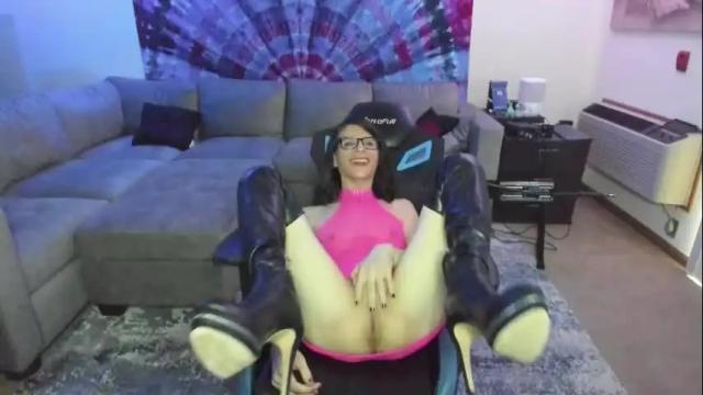 Image 7 of secrets420 Stream on Chaturbate on 1 month ago