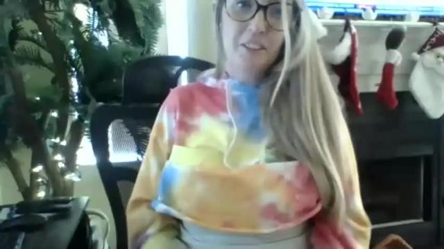 Image 2 of secretskyla Stream on Chaturbate on 18 months ago