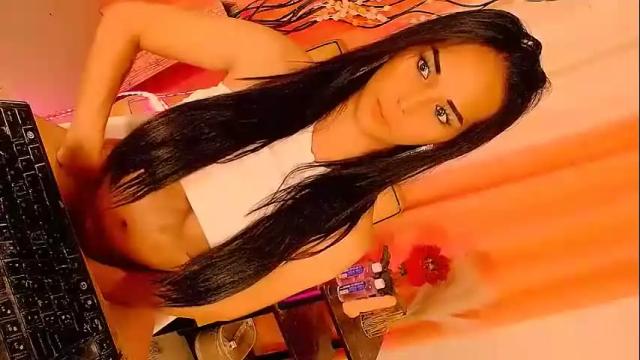 Image 11 of seductive_nicki Stream on Chaturbate on 6 days ago