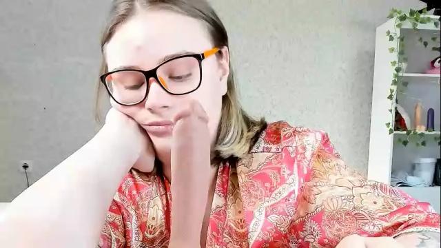 Image 7 of seductive_she_wolf Stream on Chaturbate on 1 month ago