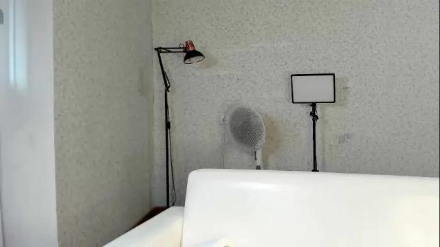 Image 6 of seductive_she_wolf Stream on Chaturbate on 23 days ago