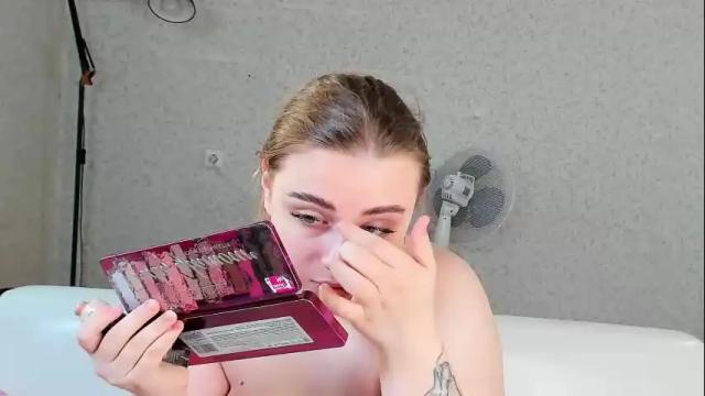 Image 4 of seductive_she_wolf Stream on Chaturbate on 12 days ago