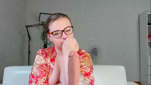 Image 10 of seductive_she_wolf Stream on Chaturbate on 11 days ago