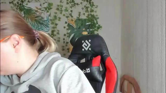 Image 4 of seductive_she_wolf Stream on Chaturbate on 21 days ago