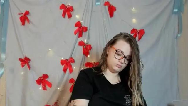 Image 4 of seductive_she_wolf Stream on Chaturbate on 1 day ago