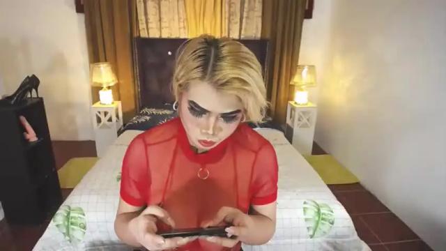 Image 6 of seductive_yhurie Stream on Chaturbate on 13 months ago
