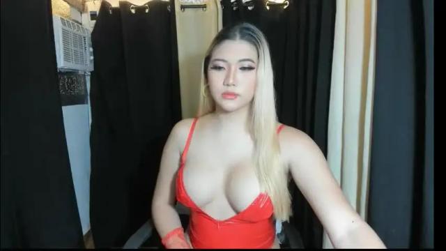 Image 10 of seductivejanetrans Stream on Chaturbate on 1 month ago