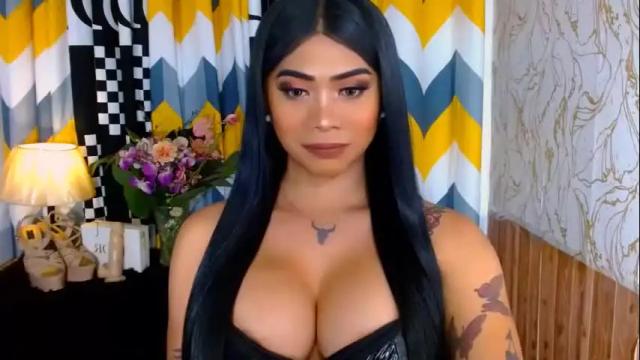 Image 4 of seductiveleexx Stream on Chaturbate on 1 month ago