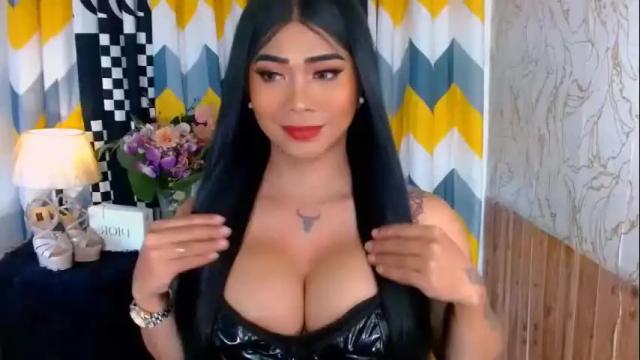 Image 2 of seductiveleexx Stream on Chaturbate on 1 month ago