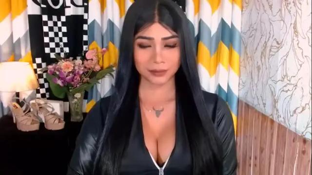 Image 2 of seductiveleexx Stream on Chaturbate on 1 month ago