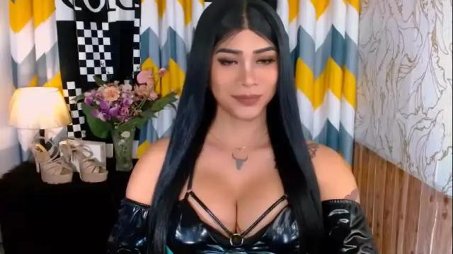 Image 4 of seductiveleexx Stream on Chaturbate on 1 month ago