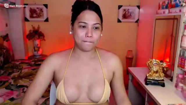 Image 10 of seductivesanya Stream on Chaturbate on 14 months ago