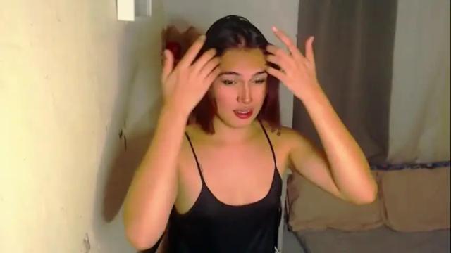 Image 6 of seductivescarlet00 Stream on Chaturbate on 1 month ago