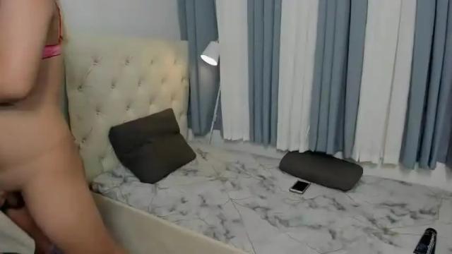 Image 3 of seductivetssofia Stream on Chaturbate on 14 months ago