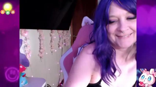 Image 10 of seeellieplay100 Stream on Chaturbate on 12 months ago