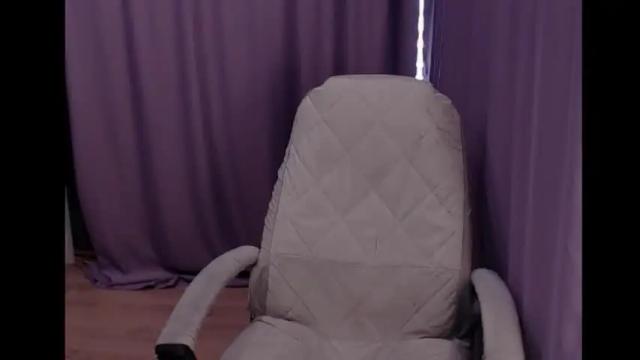 Image 6 of seeemily Stream on Chaturbate on 1 month ago