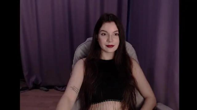 Image 11 of seeemily Stream on Chaturbate on 15 days ago