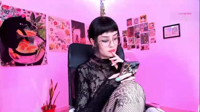 Image 3 of segismunda Stream on Chaturbate on 25 days ago
