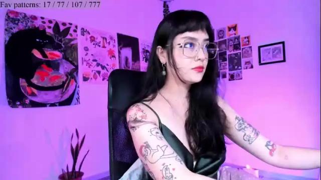 Image 2 of segismunda Stream on Chaturbate on 19 days ago