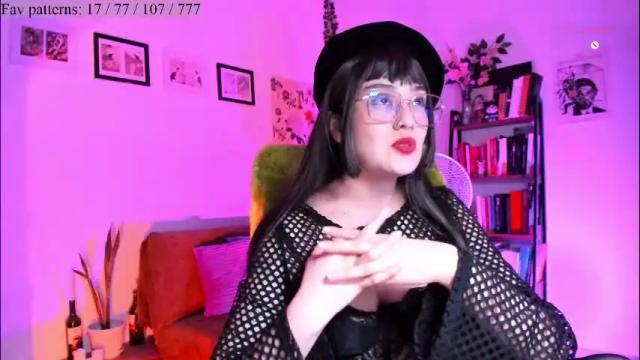 Image 10 of segismunda Stream on Chaturbate on 2 months ago