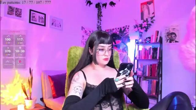 Image 2 of segismunda Stream on Chaturbate on 15 days ago