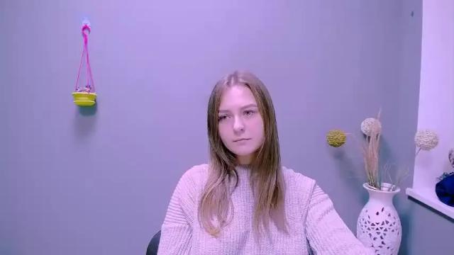 Image 4 of seize_the_moment Stream on Chaturbate on 17 months ago