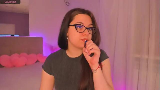Image 12 of seleenasky Stream on Chaturbate on 28 days ago