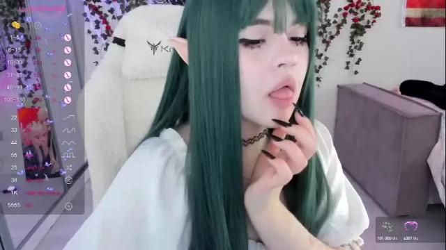 Image 3 of selena___cute Stream on Chaturbate on 16 days ago