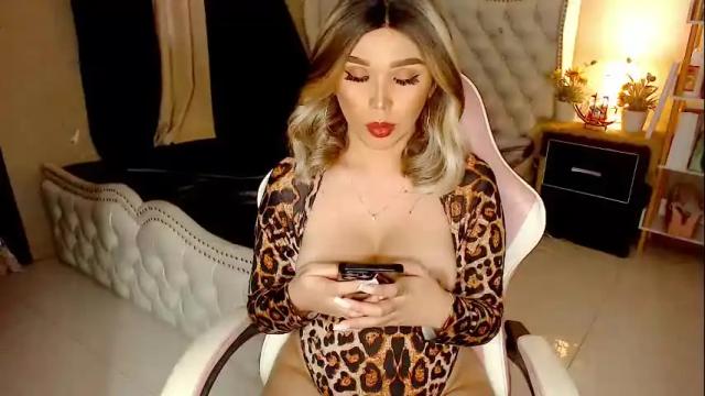Image 6 of selena_boomshell Stream on Chaturbate on 17 months ago