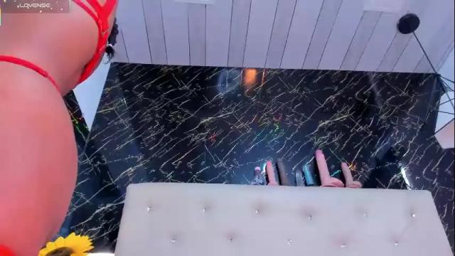Image 7 of selena_evans_ Stream on Chaturbate on 2 months ago