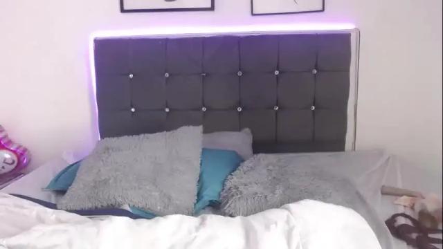 Image 3 of selena_hotmilf Stream on Chaturbate on 17 days ago