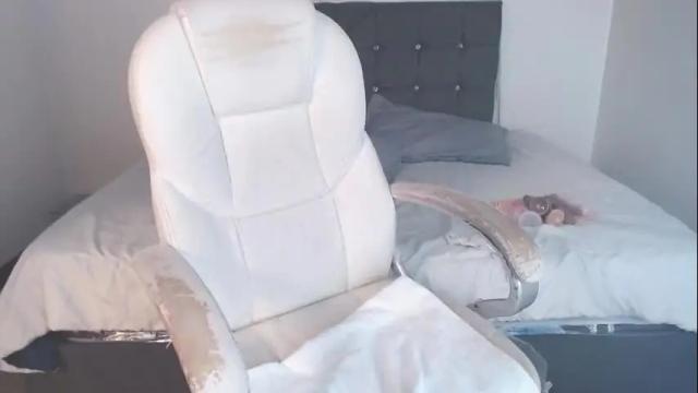 Image 3 of selena_hotmilf Stream on Chaturbate on 1 month ago