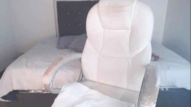 Image 4 of selena_hotmilf Stream on Chaturbate on 1 month ago