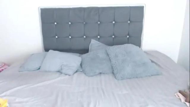 Image 2 of selena_hotmilf Stream on Chaturbate on 1 month ago