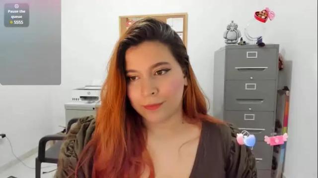 Image 3 of selenaanddavidhot Stream on Chaturbate on 5 months ago