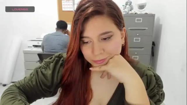 Image 4 of selenaanddavidhot Stream on Chaturbate on 3 months ago