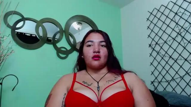 Image 11 of selenagarza Stream on Chaturbate on 19 months ago